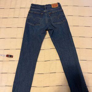Brand New Medium Wash Levis 501 Jeans size 24